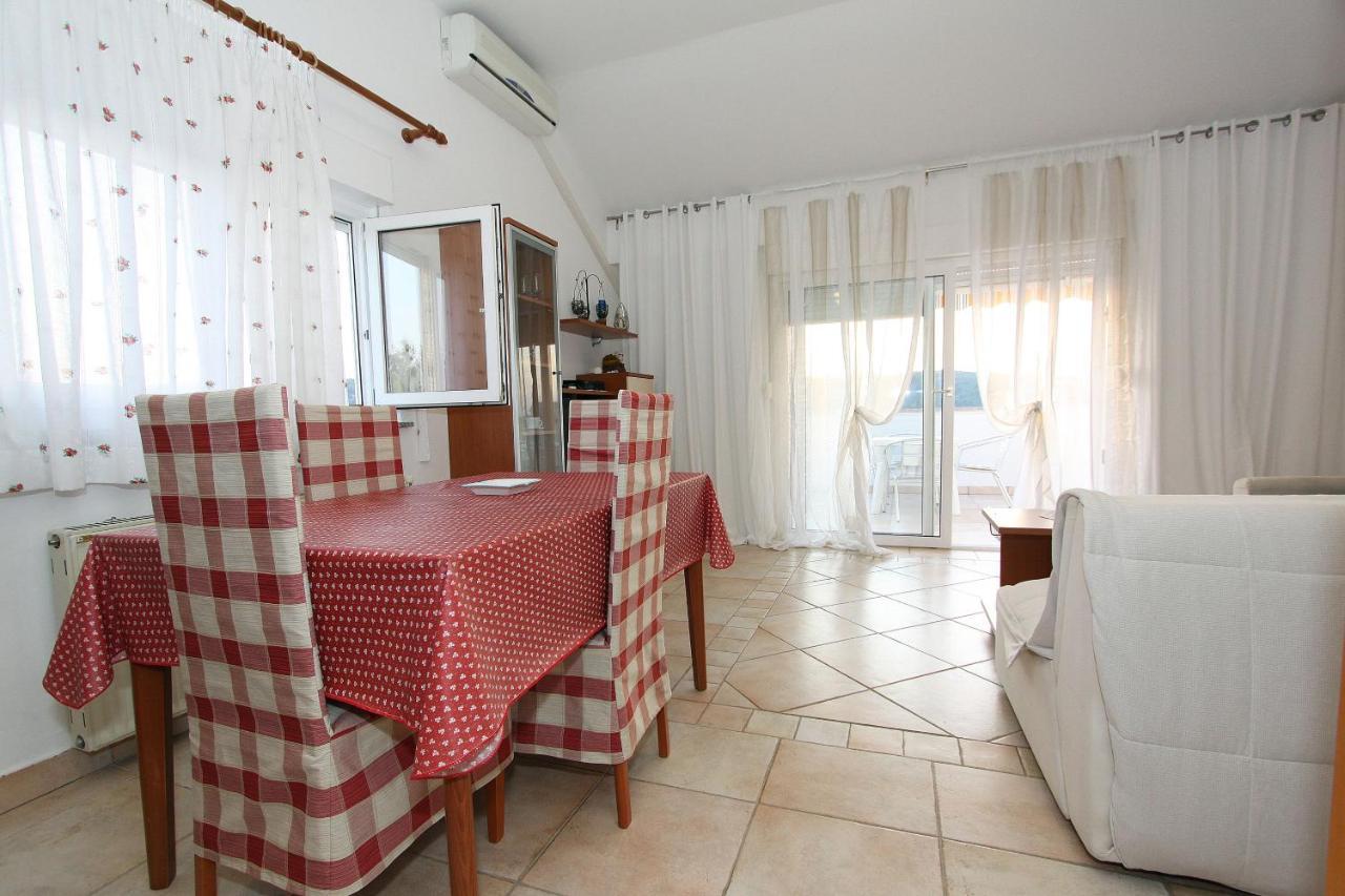 Apartments Bajcic Kampor ภายนอก รูปภาพ