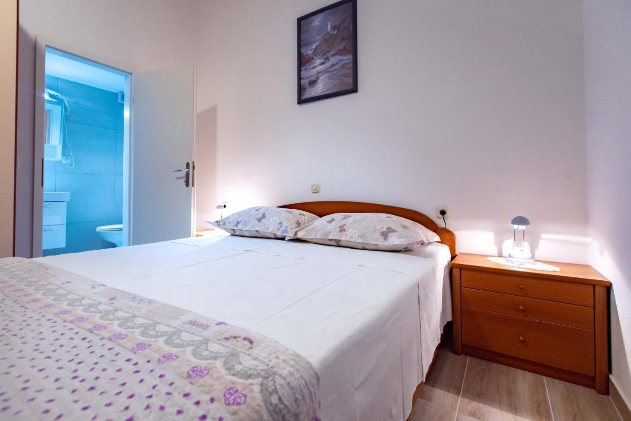 Apartments Bajcic Kampor ภายนอก รูปภาพ