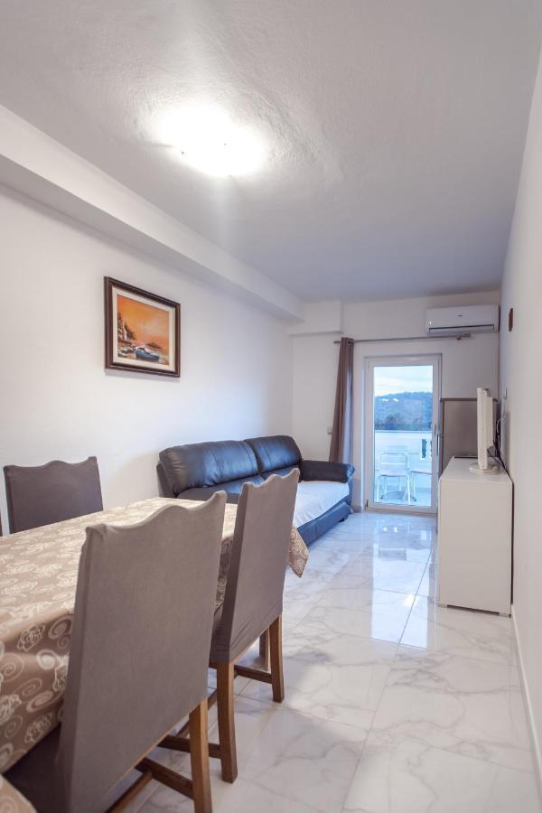 Apartments Bajcic Kampor ภายนอก รูปภาพ