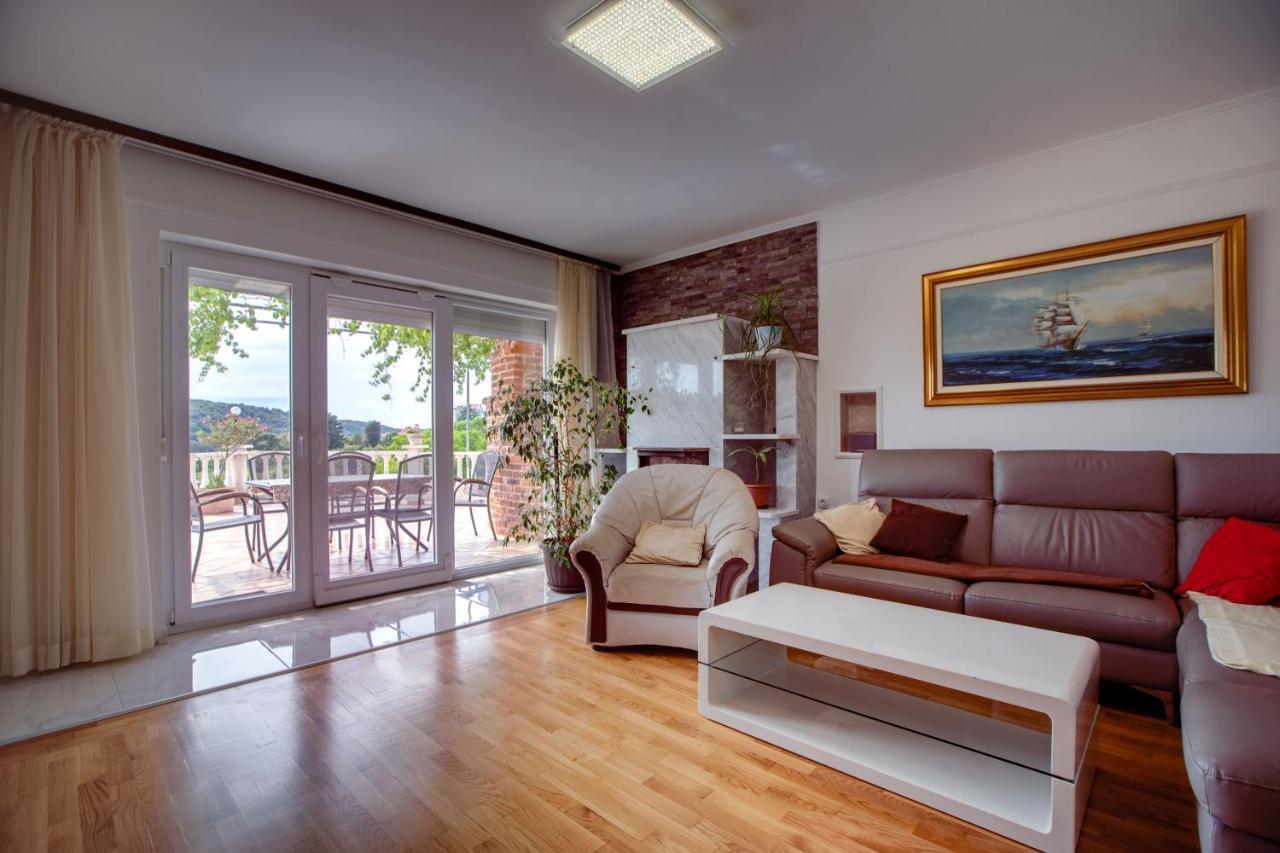 Apartments Bajcic Kampor ภายนอก รูปภาพ